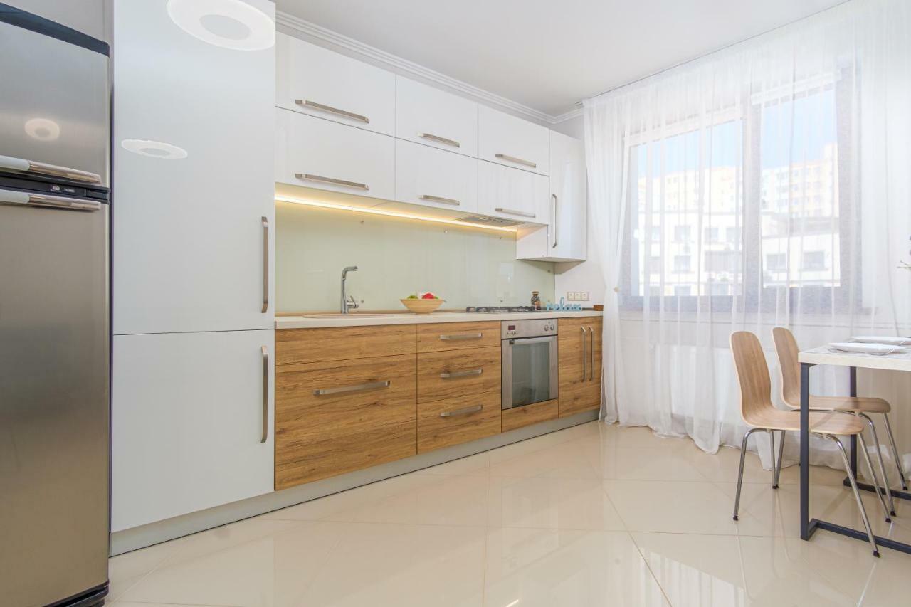 Apartamento Lakki Odesa Exterior foto