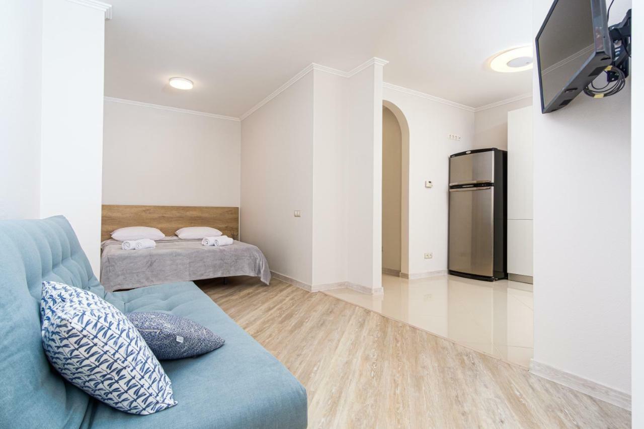 Apartamento Lakki Odesa Exterior foto