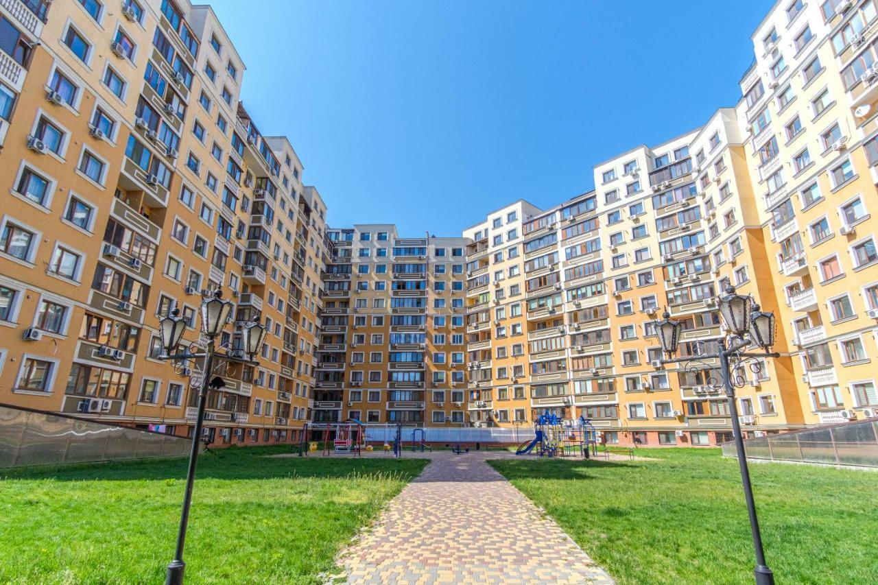 Apartamento Lakki Odesa Exterior foto